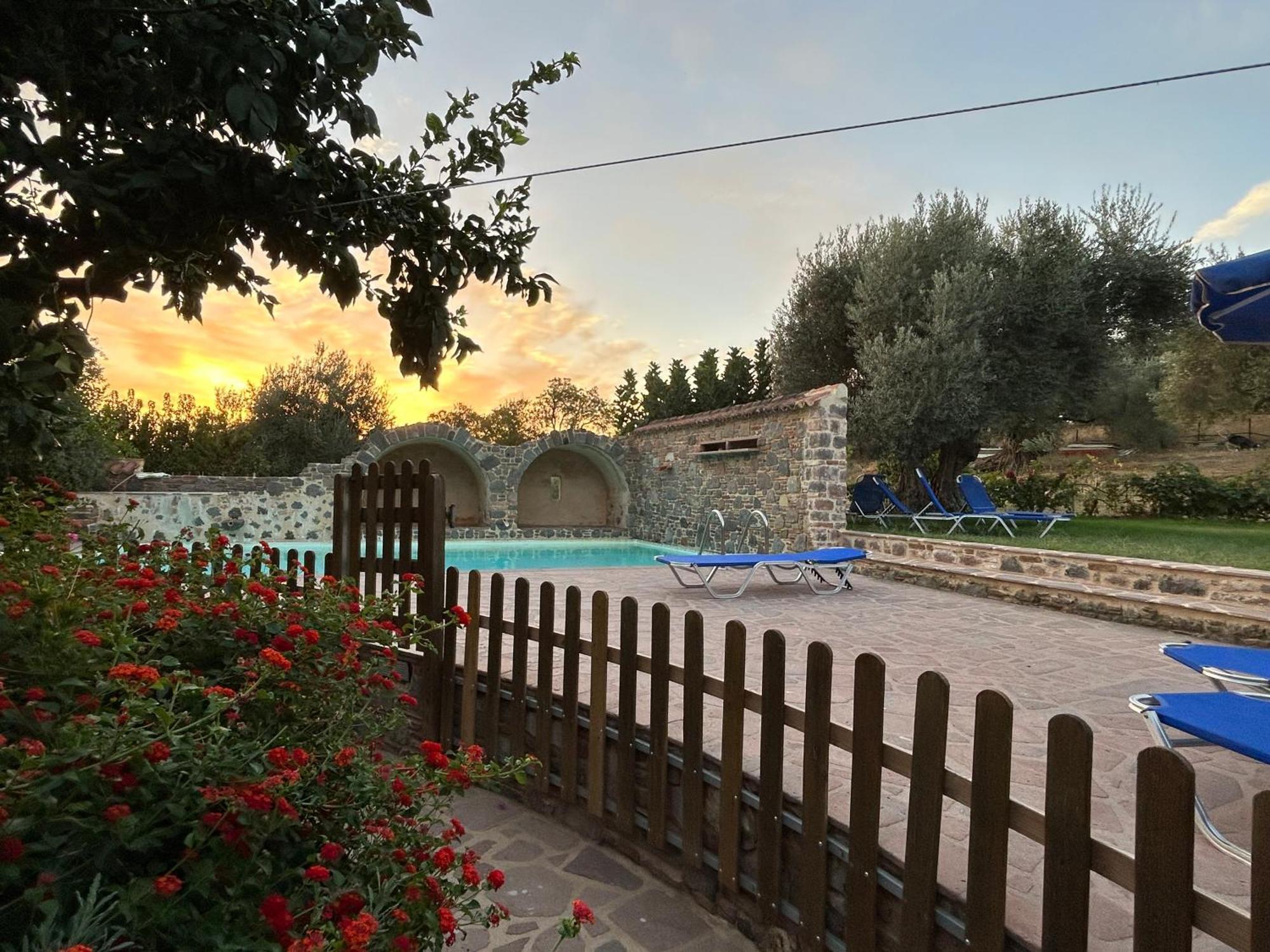 Villa Daphnis & Chloe Pyrgi Thermis المظهر الخارجي الصورة